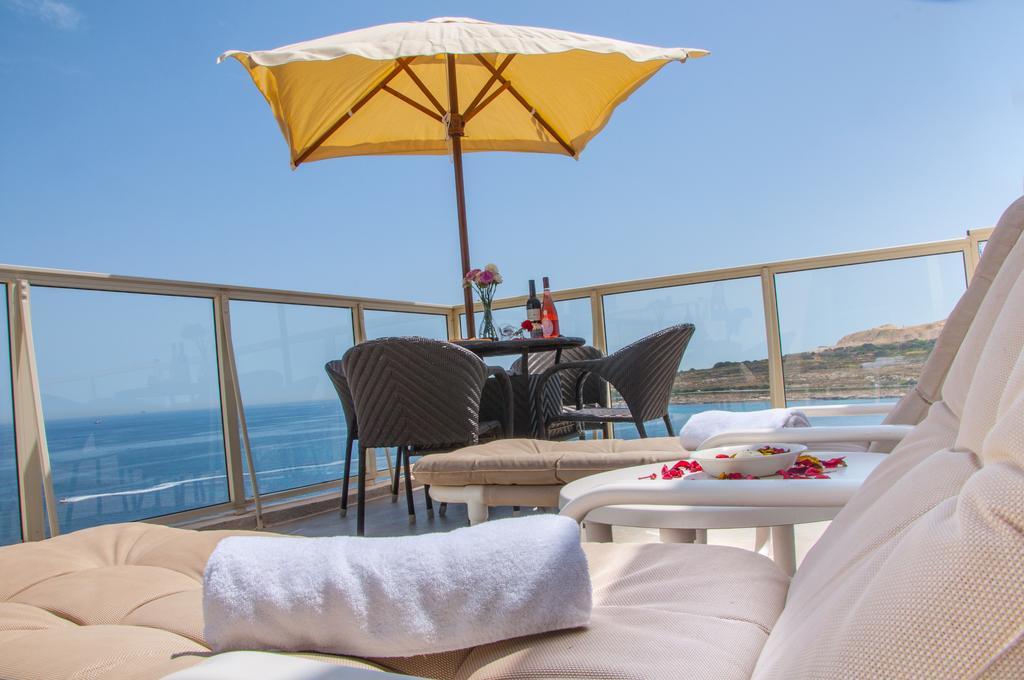 Club Salina Wharf Aparthotel Кавра Стая снимка